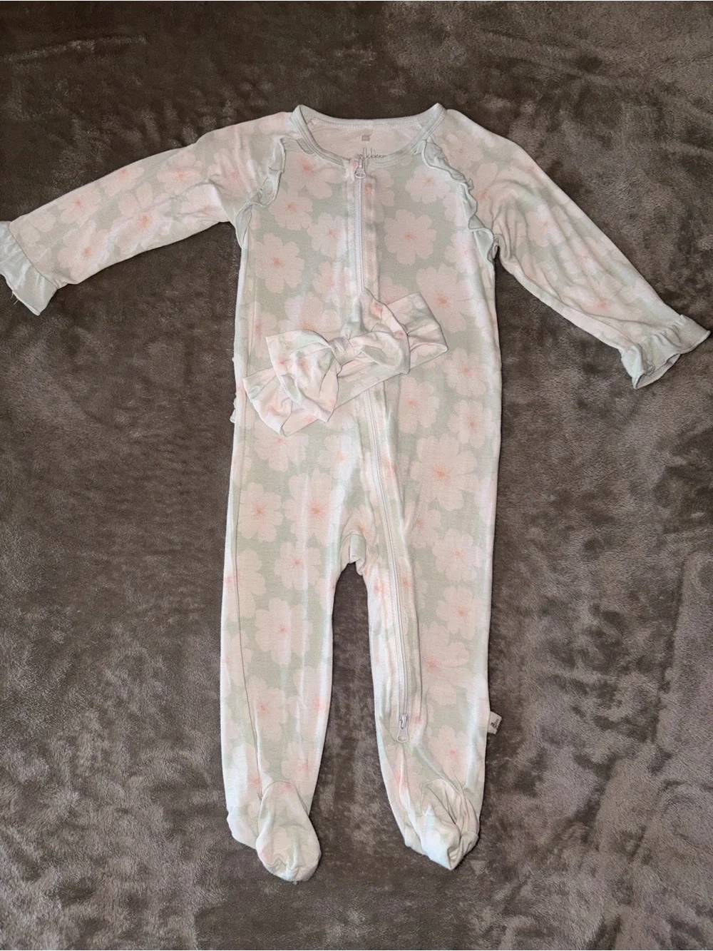 Milkberry floral footie 6-9M